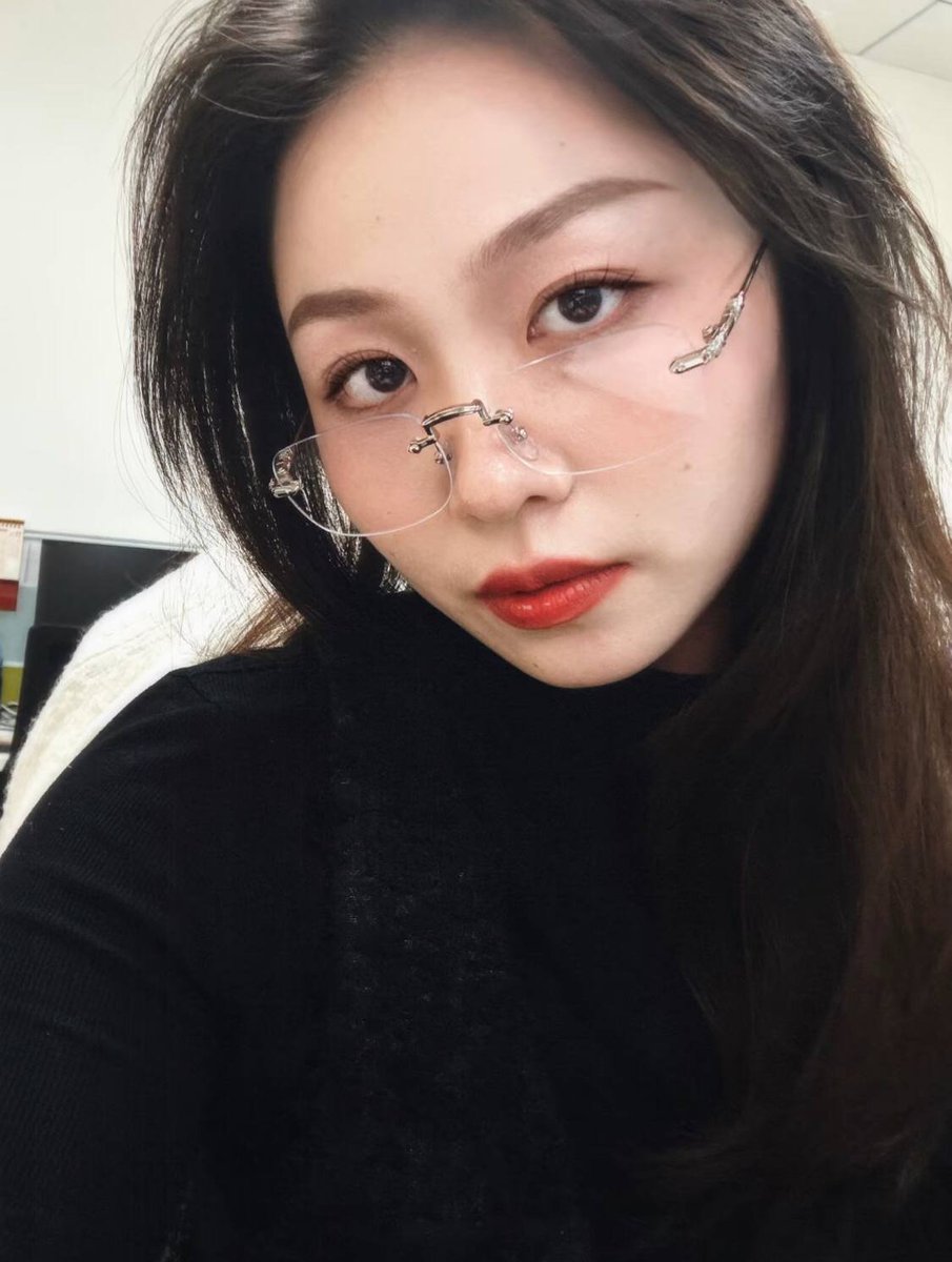 云间绘晚星 tweet media