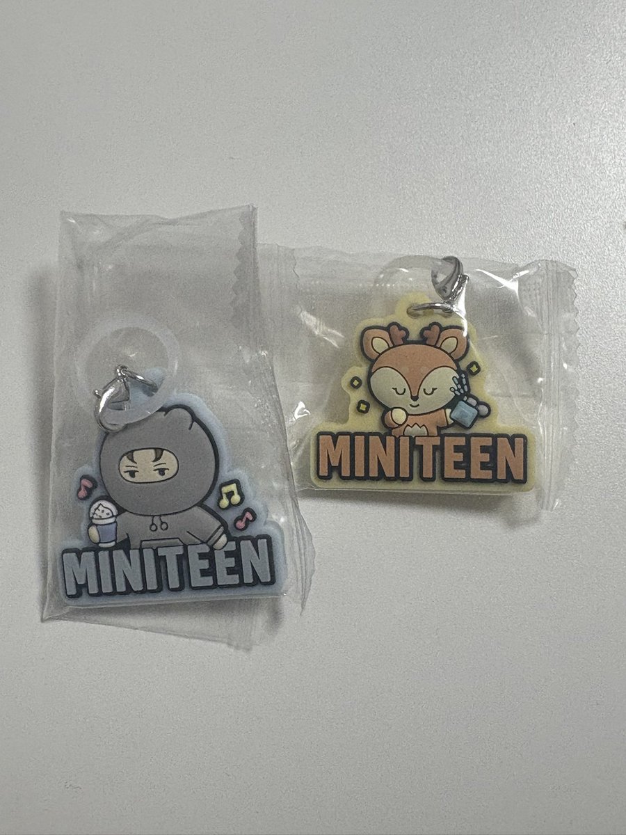 あつこ tweet media