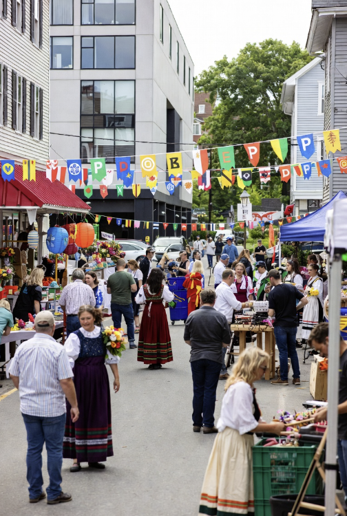 Prochain festival en vue ?

Restez à l'écoute pour les dates et les annonces 2025 !

On prépare de belles surprises pour célébrer notre fierté acadienne 🎶

#FestivalsAcadiens