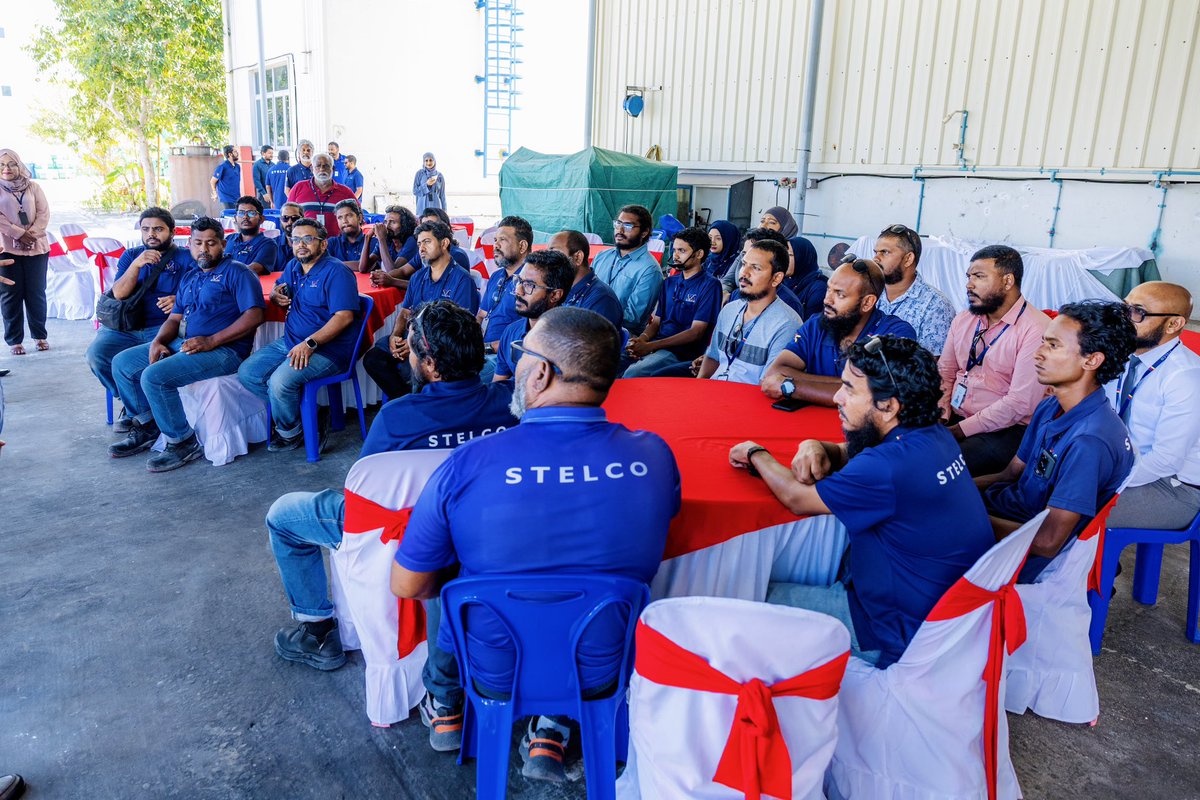 ހުޅުމާލެ ދެވަނަ ފިޔަވަހީގައި ތަރައްޤީކޮށްފައިވާ 4,000 ފްލެޓަށް ކަރަންޓުގެ ޚިދުމަތް ފޯރުކޮށްދިނުމަށް މި ކުންފުނިން ކުރިއަށްގެންދިޔަ ޚާއްސަ މަސައްކަތުގައި ބައިވެރިވި މުވައްޒަފުންގެ އަގުވަޒަންކުރުމުގެ ގޮތުން މި ކުންފުނި ހިންގެވުމާއި ޙަވާލުވެވަޑައިގެން ހުންނެވި ކުންފުނީގެ ޑެޕިއުޓީ