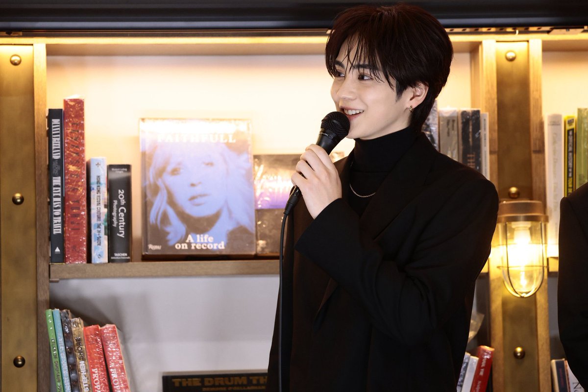 北ちゃん白も似合うけど黒の時圧倒的ビジュしてる