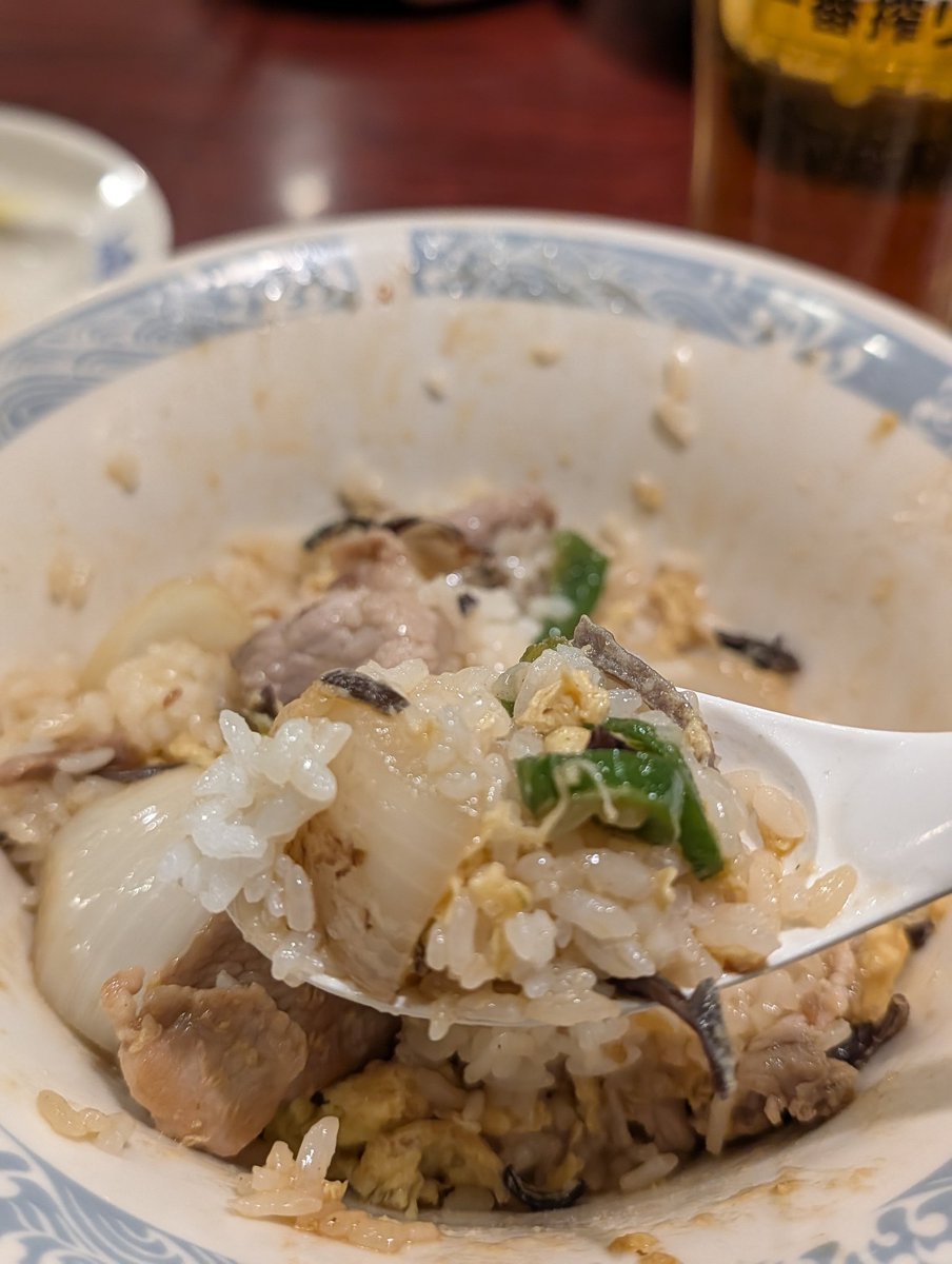 bb10bee's tweet image. 食べたことないメニューにツボった
途中ラー油かけたらさらにツボった
玉ねぎがめっちゃ良かった🎶

#晩酌部
#お腹ペコリン部