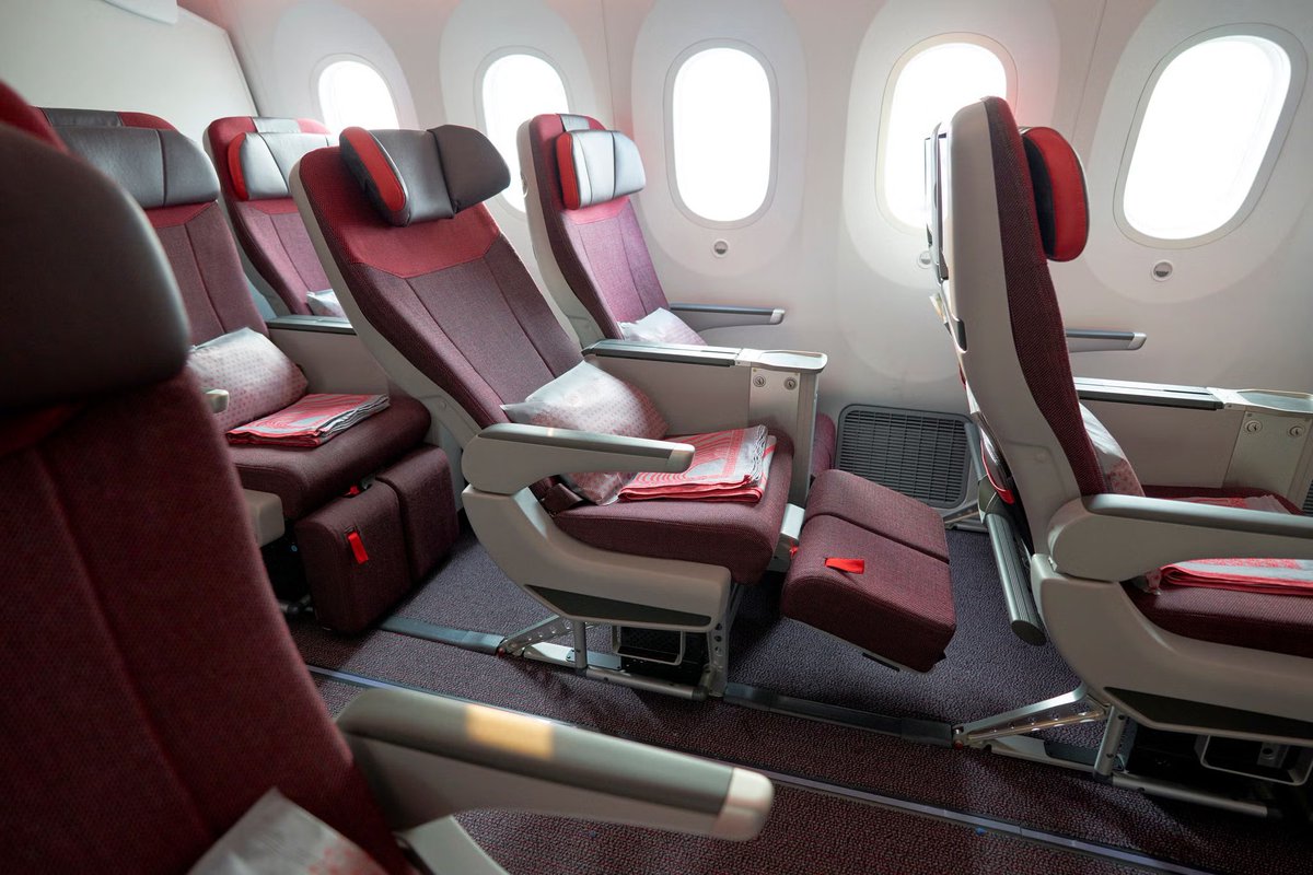 khabri_lal's tweet photo. Air India unveils new cabin interiors for Dreamliner fleet

https://t.co/Udxeq0pZsy https://t.co/8wx5EYZ7Vf