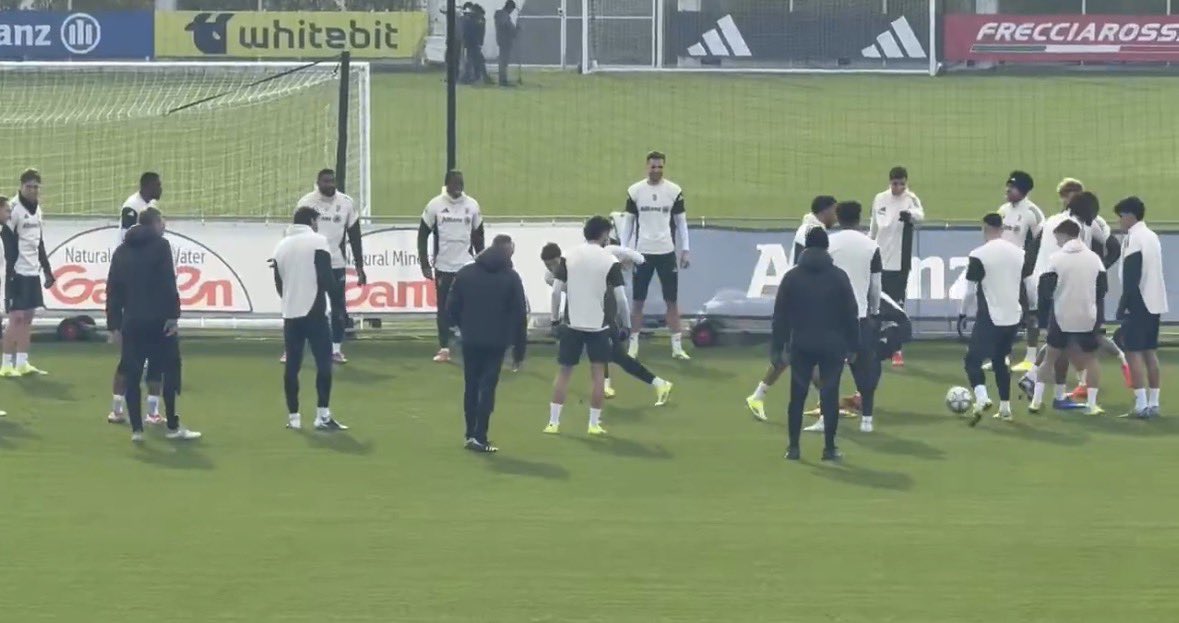 Matthijs_Pog tweet media