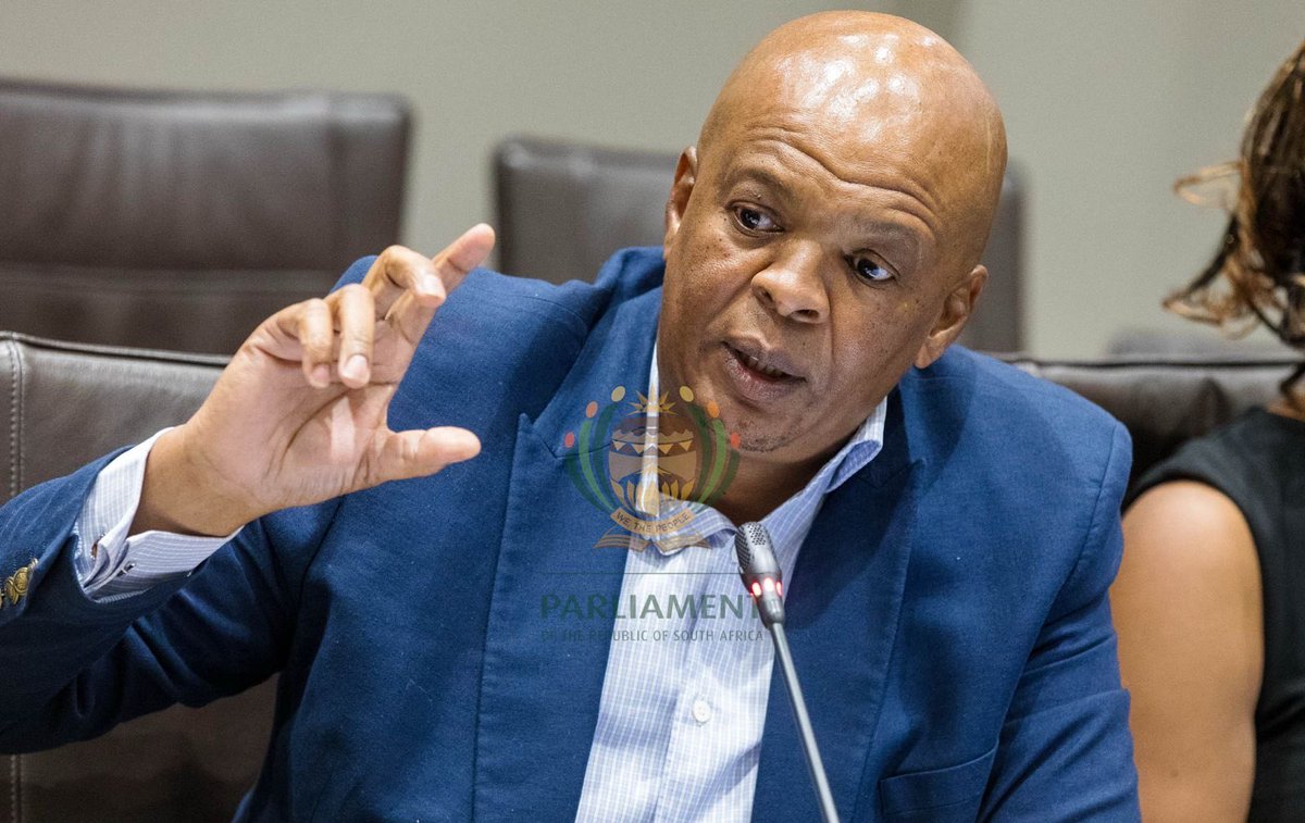 ParliamentofRSA's tweet photo. The Standing Committee on Public Accounts is hearing testimony from Mr. Viwe James and Mr. Sive Mbali of NUMSA regarding maladministration and mismanagement at the Road Accident Fund. #RAF #NUMSA 📸: Zwelethemba Kostile / ParliamentofRSA https://t.co/o13f7helei