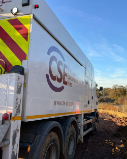 uk_cse's tweet photo. 🚧 On the road for a valued customer!
Working above a water main, so CSE is on-site providing safe, non-destructive excavation on this 2-week job. 💧

To enquire, give us a call on:
📞 0118 332 0002

#CSE #VacEx #VacuumExcavation #RoadWorks #WaterMain https://t.co/yvfanGj7NS
