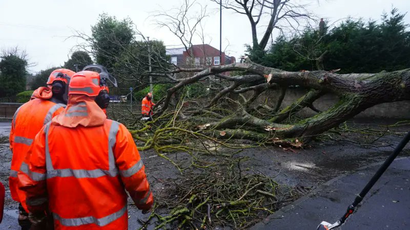 Storm Chandra Unleashes Chaos: Deadly Flood Warnings Hit Devon’s River O... youtu.be/mFzDV9vTymM?si… via <a href="/YouTube/">YouTube</a>