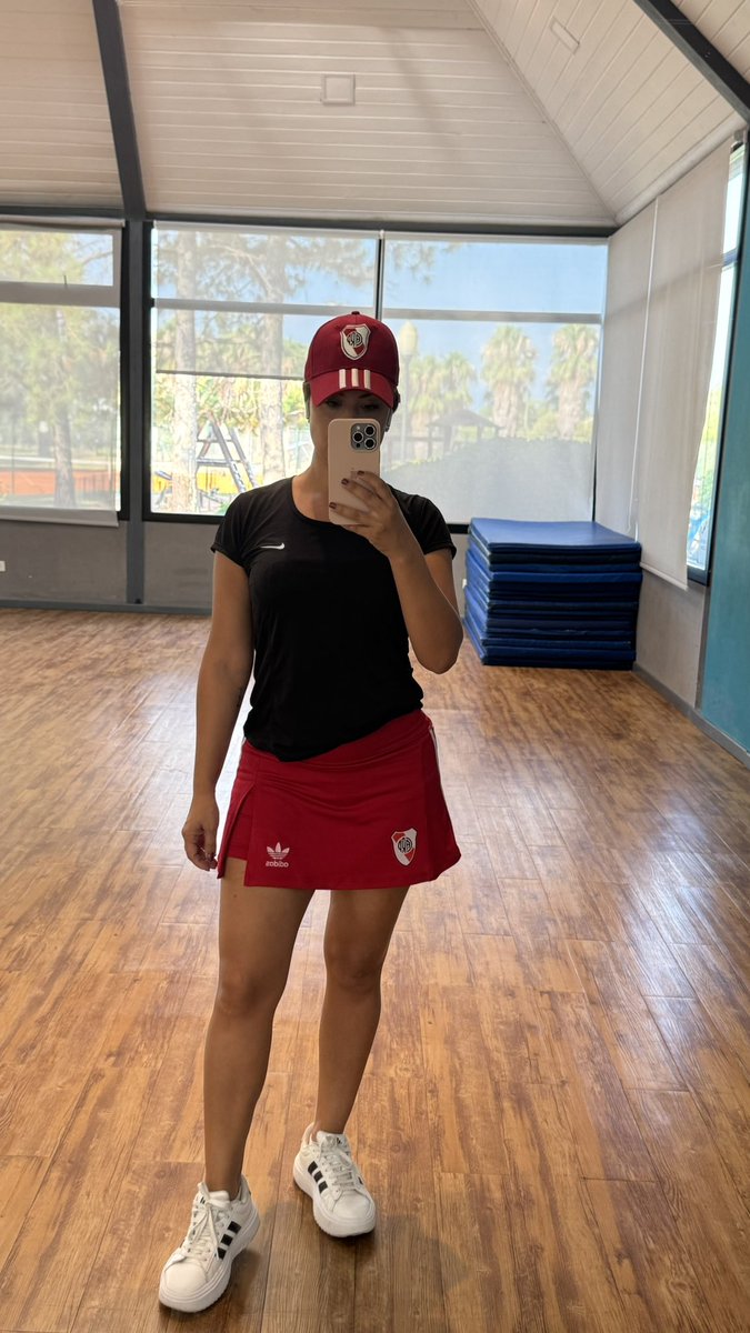 Buen día Millos!
A entrenar xq hay que subir las escaleras del monumental jajaja