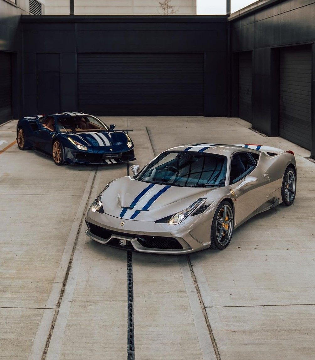 DailyFerrariTM's tweet image. 458 Speciale x 488 Pista