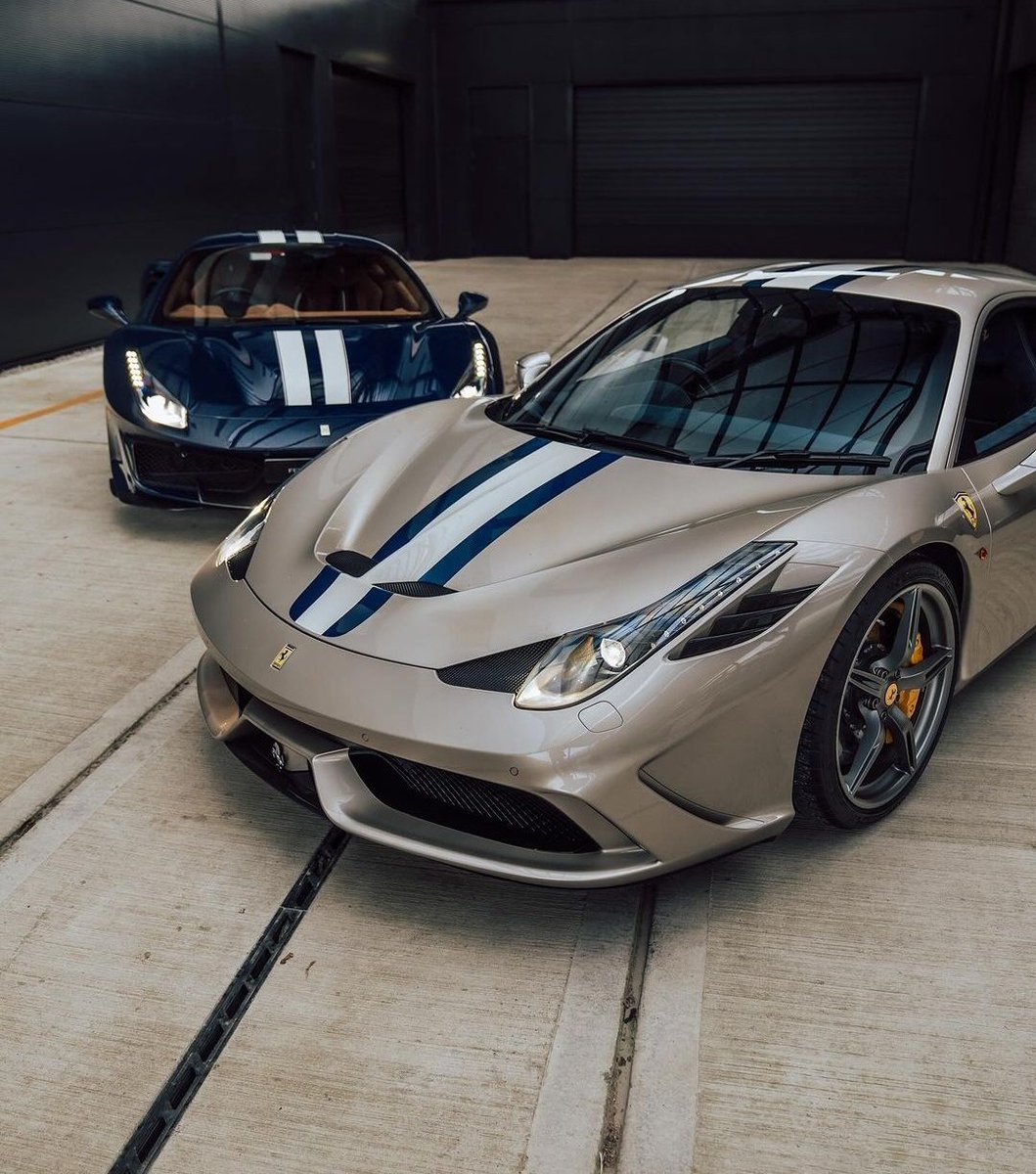 DailyFerrariTM's tweet image. 458 Speciale x 488 Pista