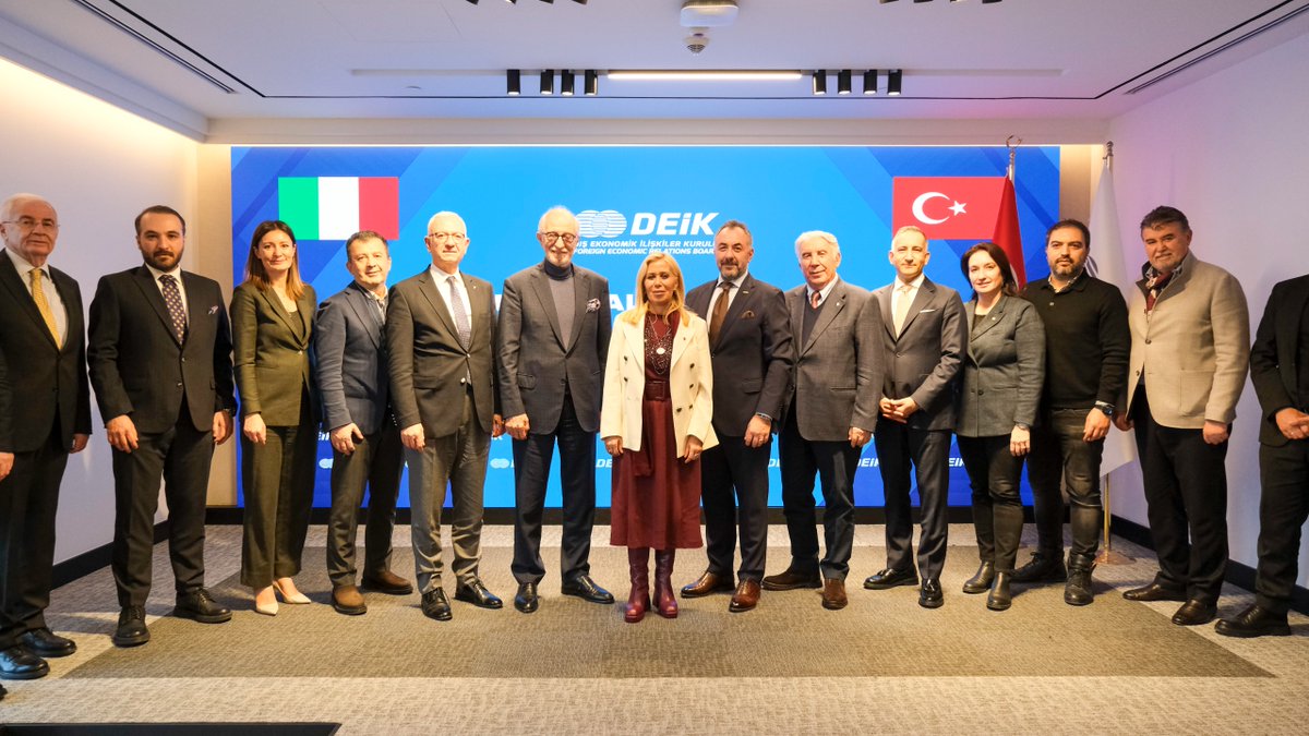 Türkiye-İtalya İş Konseyimiz, Lale Cander başkanlığında toplantı gerçekleştirdi. 

İş Konseyi Başkan Yardımcılarının seçildiği toplantıda, 
🔹İş Konseyi'nin yeni dönem stratejisi ve hedefleri,
🔹Gelecek dönem faaliyetlerinin planlaması,
🔹Türkiye-İtalya ve Türkiye-AB