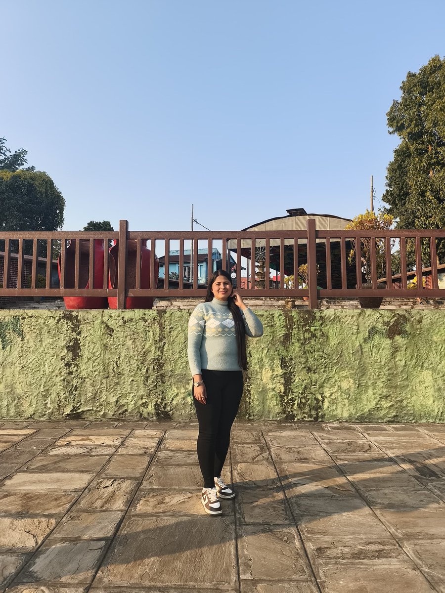 सम्बन्ध भनेको दाउरा जस्तो हुनुपर्छ बाँच्दा पनि काम लाग्ने अनि मर्दा पनि काम लाग्ने।