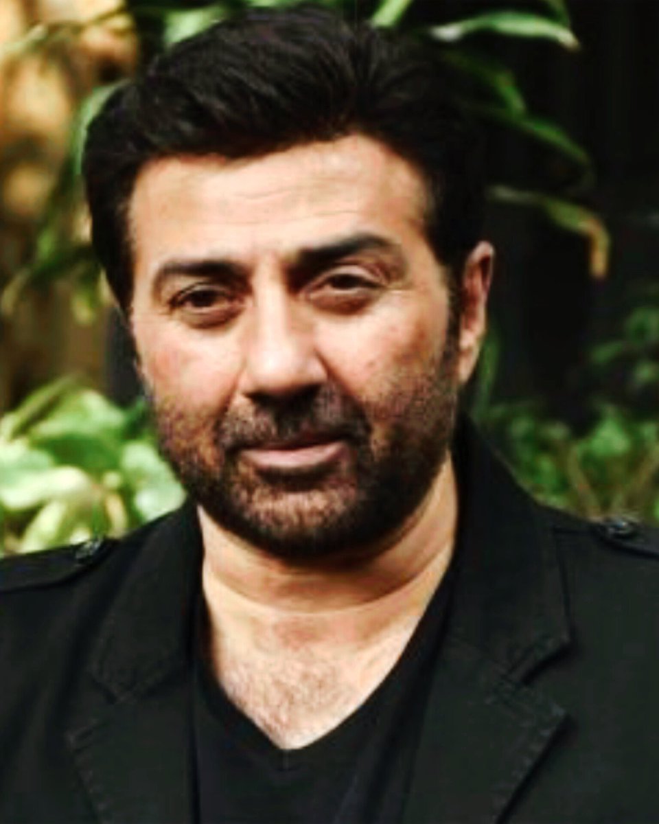de__va__'s tweet photo. 💥 Amazing Tuesday Loading for #Border2
And #SunnyDeol
12 Cr + Collection Till 4 Pm All Eyes on 25 Cr + Because 20 Cr is Easily achievable today. Working day not create any issues for 🎥 So Far https://t.co/1WbEcBU31x