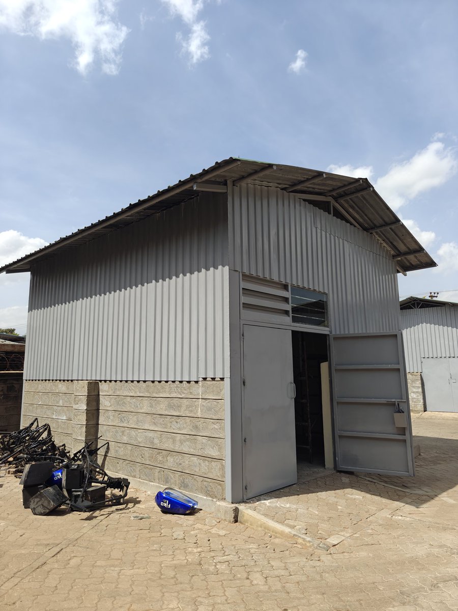 Humphrey Creates tweet media