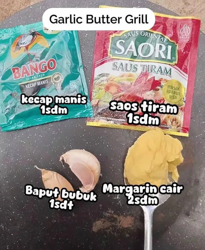 ulianpuyy's tweet image. SUMPAH YA KENAPA BARU TAU 😭😭

Ga perlu lagi effort buat beli bumbu bakar yg mahal-mahal krna ternyata.. ada versi murah (rumahan) yg jarang org tau 😭🤡￼