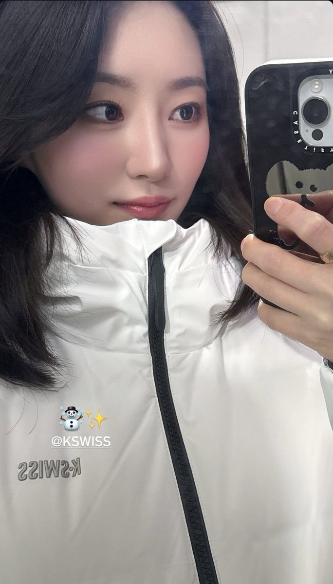 수아언니거울샷완전엠지같아요
(94년생은엠지가맞다)