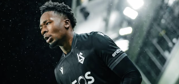 MERCATO 🇨🇭 : Bryan #Okoh va bel et bien quitter le #Lausannesport sur cette session de transferts hivernale. Signature prévue ce mercredi avec Auxerre.