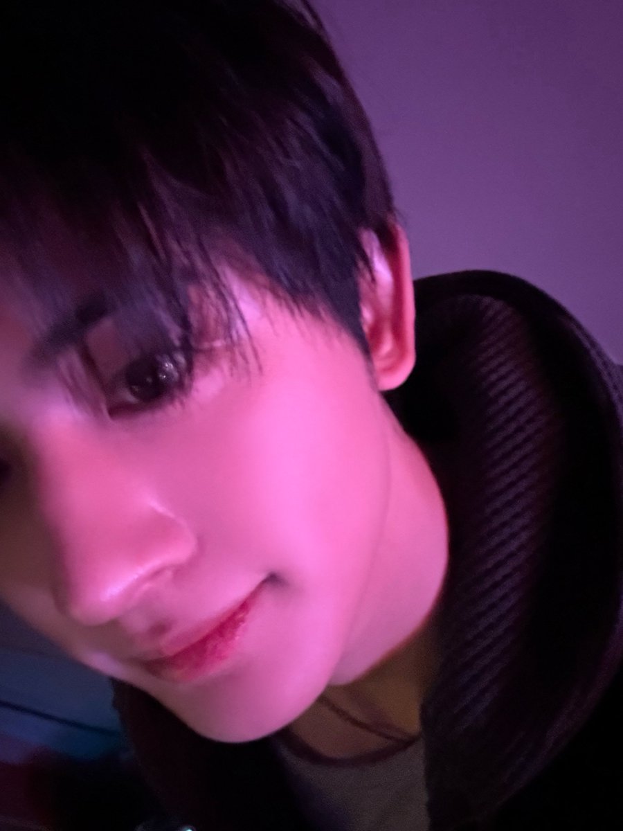 🥶

#형석 #HYUNGSEOK