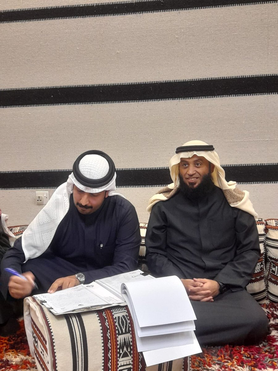 ﴿ وَمِنْ آيَاتِهِ أَنْ خَلَقَ لَكُم مِّنْ أَنفُسِكُمْ أَزْوَاجًا ﴾ 

الحمدلله الذي بنعمته تتم الصالحات 
        تم بحمد الله وفضله 

                "عقد قراني"

سائلاً المولىٰ عز وجل لي ولكم التوفيق

اخوكم : ناصر سعود بن زريق