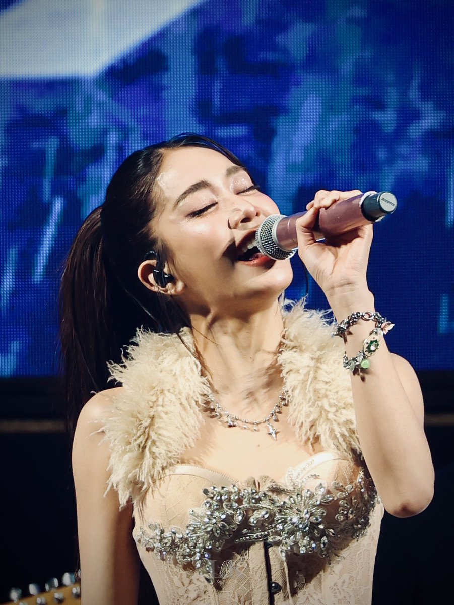 โหพี่คะ 🥹

#Mind4EVE 
#4EVE 
#XOXOshowcase2026