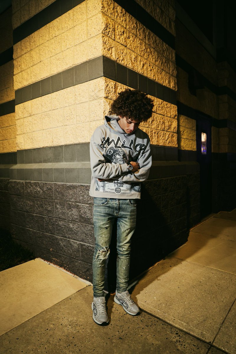 0Motion_'s tweet image. I been staying down stackin every dollar Ian been inna mood