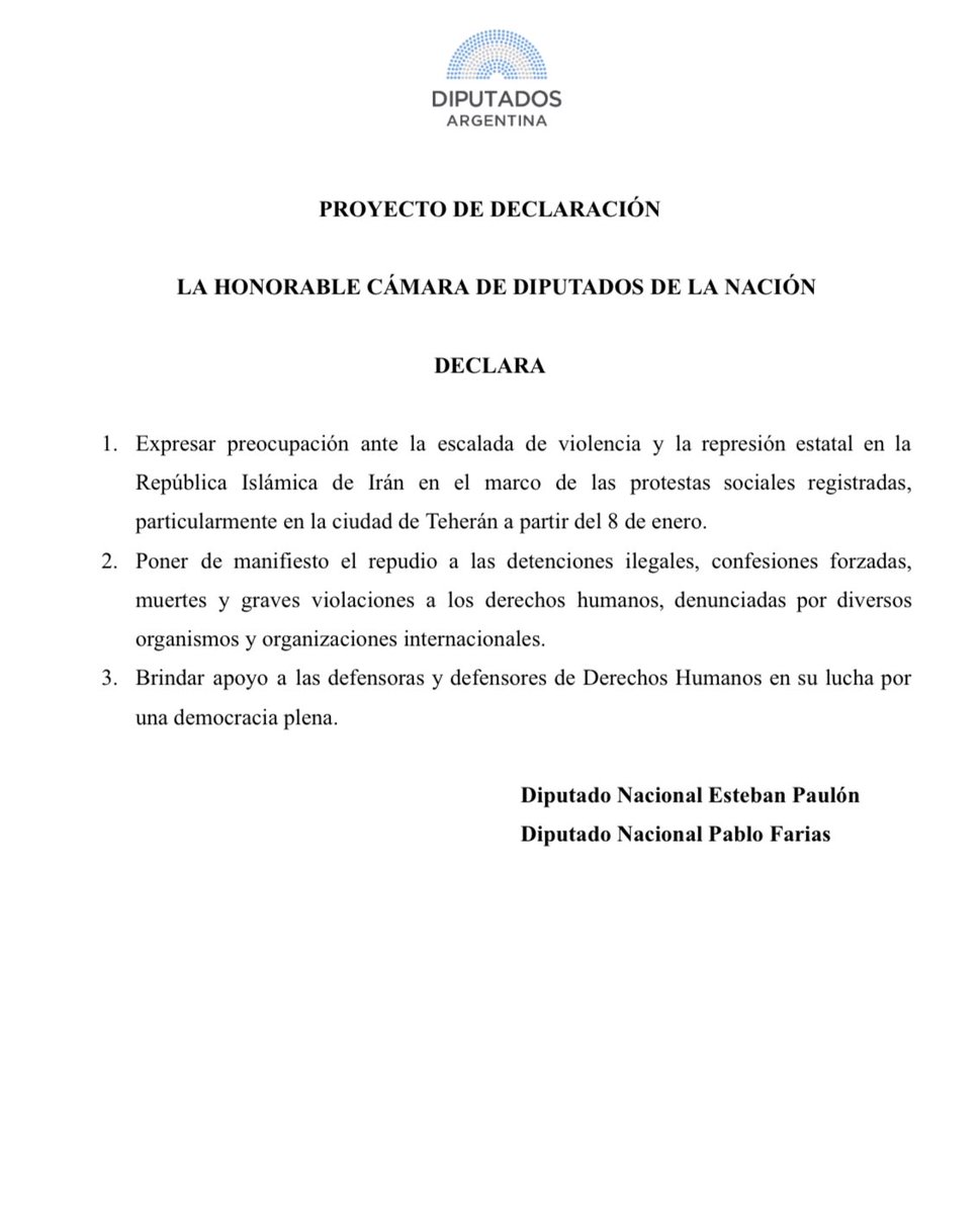 DEMOCRACIA PARA IRÁN 🇮🇷 

La represión en la República teocrática de Irán ya se llevó miles de vidas.
Represión, confesiones forzadas y suspensión de derechos y garantías son parte de la escena cotidiana.
Rechazamos el accionar del régimen iraní y apoyamos la lucha por la
