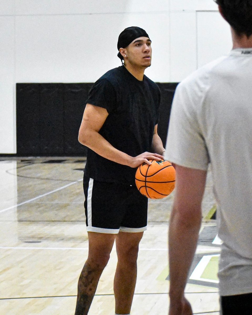 back in the lab 🧪 

#TeamUCCS