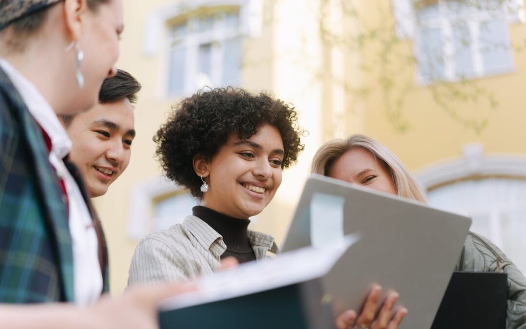 Gen-Z entered the workforce through a pandemic.
They expect flexibility, purpose, and real feedback—and they’re not wrong.
Smart leaders adapt. The rest will struggle to retain talent.
mayahuchan.com/manage-gen-z-e… 

#LeadershipDevelopment #GenZ #FutureOfWork