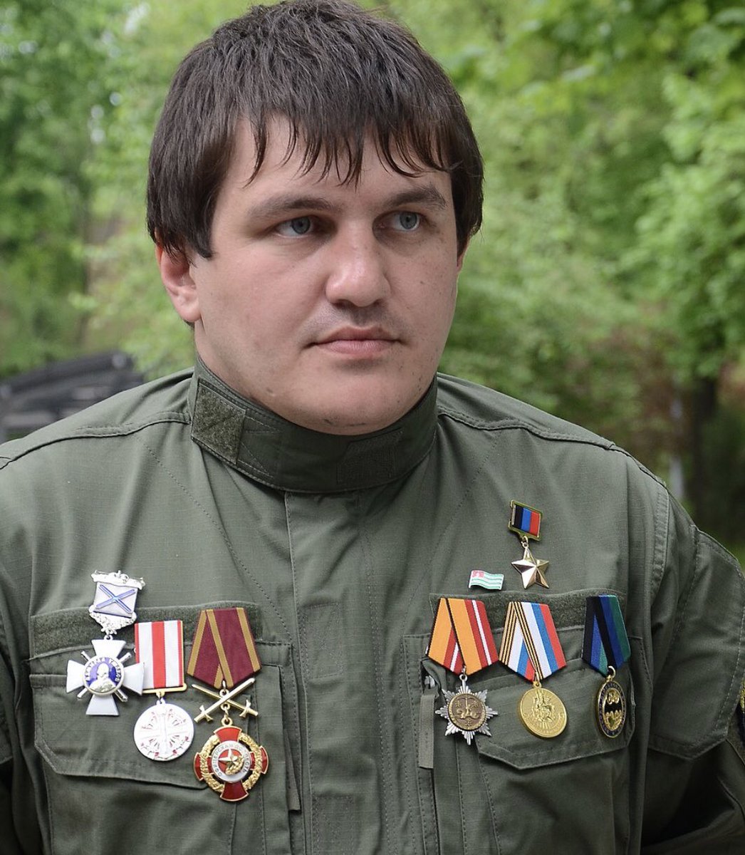 Ахра Авидзба, командир легендарной "Пятнашки".
Сегодня Герою Донецкой Народной Республики исполнилось 40 лет!💪Поздравляем!