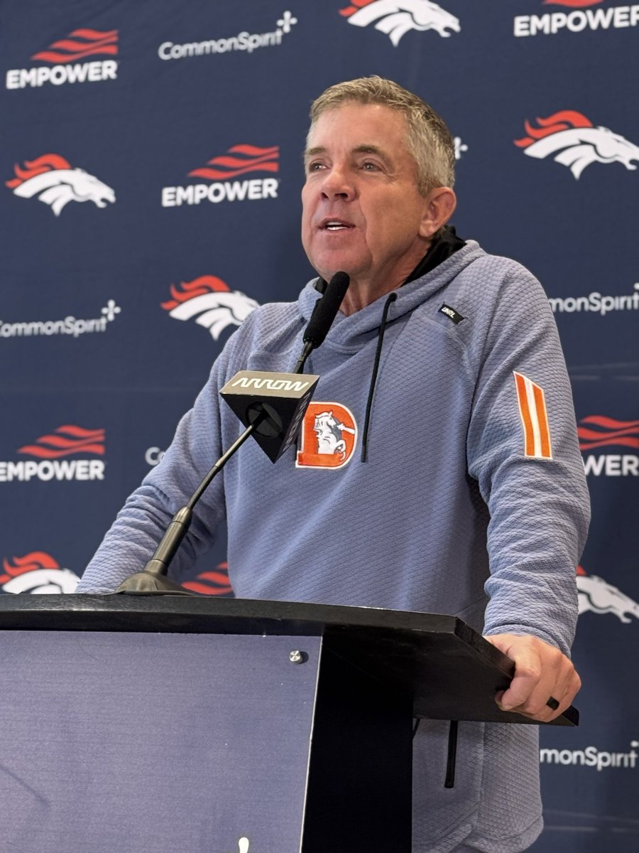 BKDenverSports's tweet image. Sean Payton said he regretted the play call more than the decision to go for it on 4th and 1. 
I think @Tyler_Polumbus and I are in the minority that agree with the aggressiveness, but we, like Sean, hated the play call.
@guerillasports #BroncosCountry