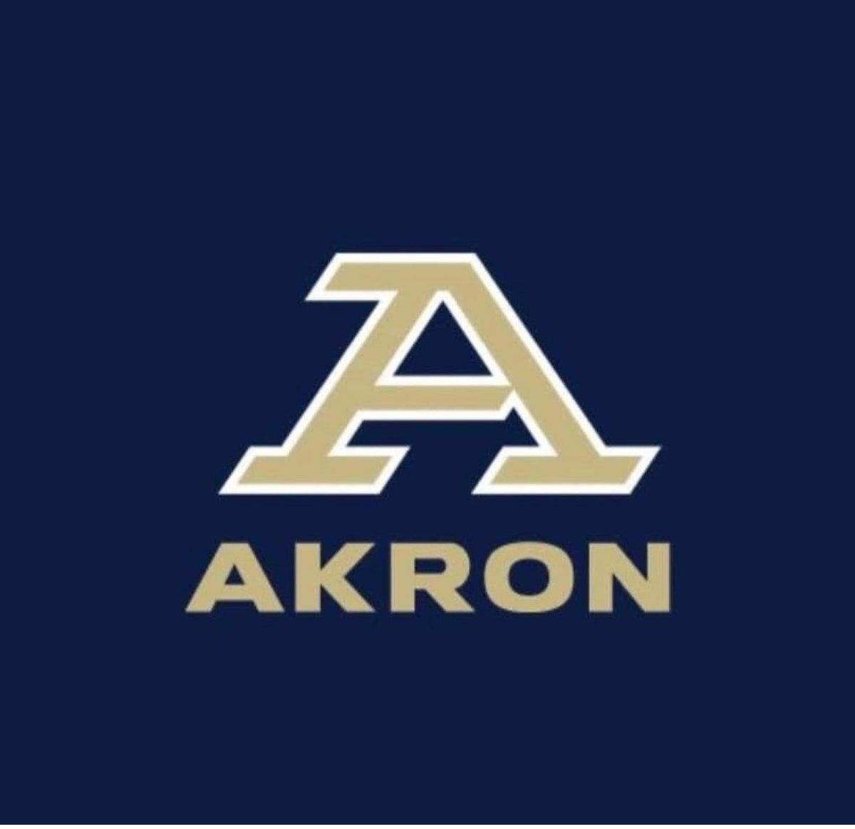 Blessed to have earned an offer from Akron!! 
<a href="/CoAcHKeLZZz3/">Markell Harrison</a> <a href="/dbpfootball/">Don Bosco Prep</a> <a href="/Coach_BNeal/">Bishop Neal</a>