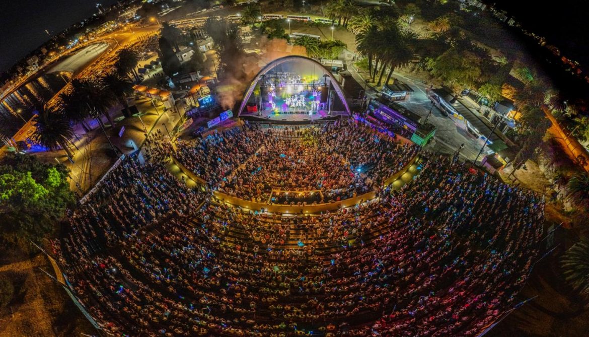 Escuchá los comentarios de la etapa de Guzmán Ramos y Fenando Rodríguez

Actuaron Más que Lonja, Gente Grande, Social Club y Falta y Resto.

》callefebrero.com/2026/01/27/esc…