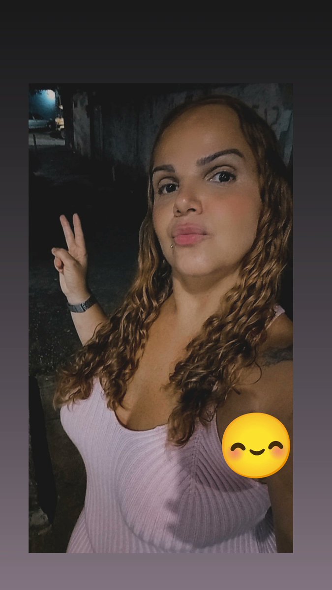 Vivendo o melhor de mim a cada dia , sem me preocupar com ninguém 🙏🏻