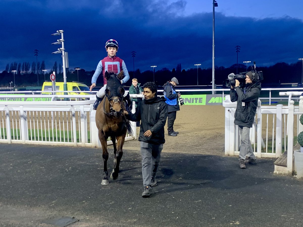 4th snd a 1st great start to Wolves Races for <a href="/philmcentee1/">phil mcentee</a> and <a href="/racefieldracing/">Racefield Racing Club</a> 👍🏇🏿🥂