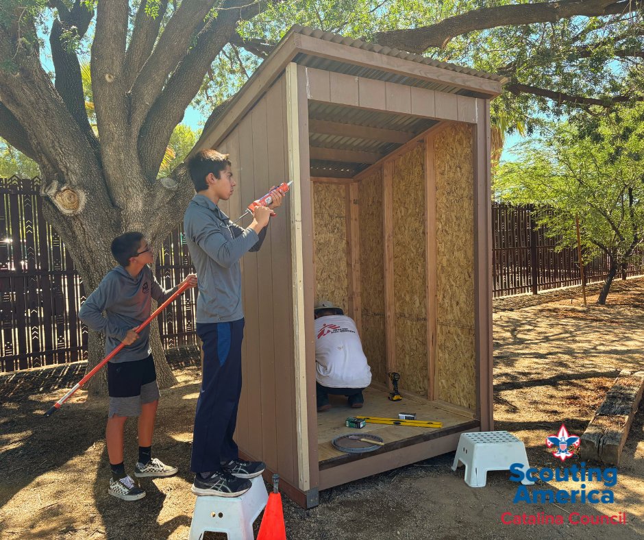 catalinacouncil's tweet image. Eagle Scout Project Spotlight: Roger Sisterman, Troop 747
Roger built a hay storage shed and created elephant toys from recycled fire hoses to support animal care at Reid Park Zoo.
Celebrate our Eagle Scouts:
👉 catalinacouncil.org/support/eagle-…

#EagleScout #Scouting #LeadershipInAction