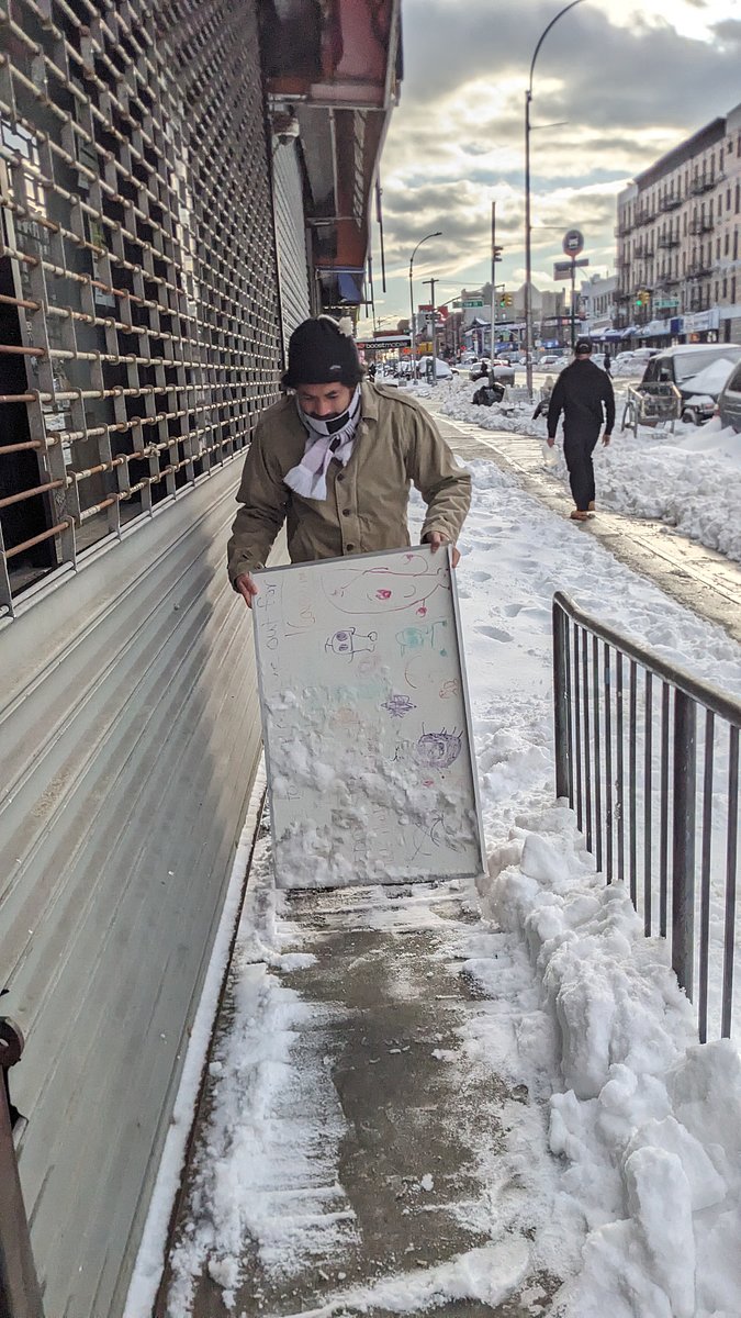 Word Up Community Bookshop/ Librería Comunitaria tweet media