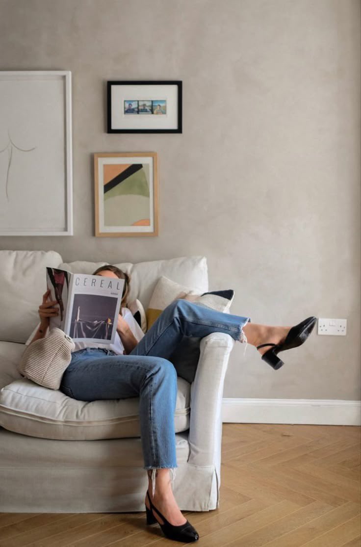 pamvonhadder's tweet image. reading tells your body there’s no emergency