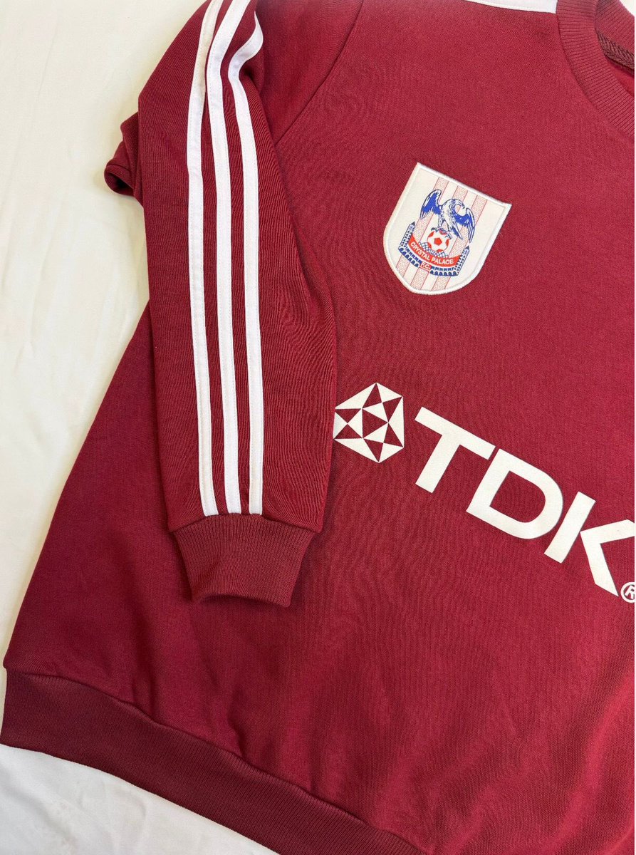 Palace Retro tweet media