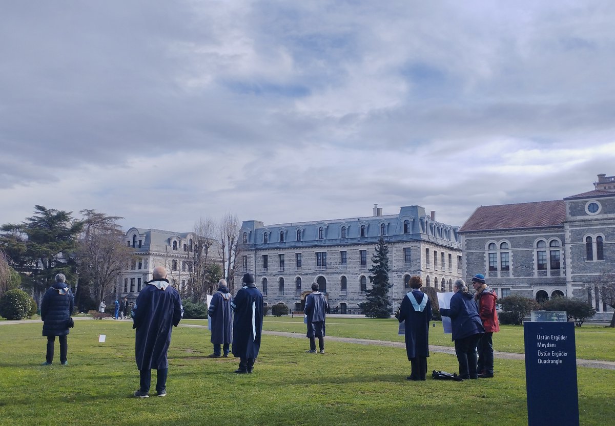 27 Ocak 2026 Boğaziçi Üniversitesi Akademisyenleri Nöbeti no. 1246. Direnişin 6. yılı/1850. günü <a href="/UniBogazici/">Boğaziçi Üni.</a> #KabulEtmiyoruzVazgeçmiyoruz
January 27, 2026 Bogazici University Faculty Vigil #1246/6th year/1850th day of the resistance @unibogazici_en #WeDoNotAcceptWeDoNotGiveUp