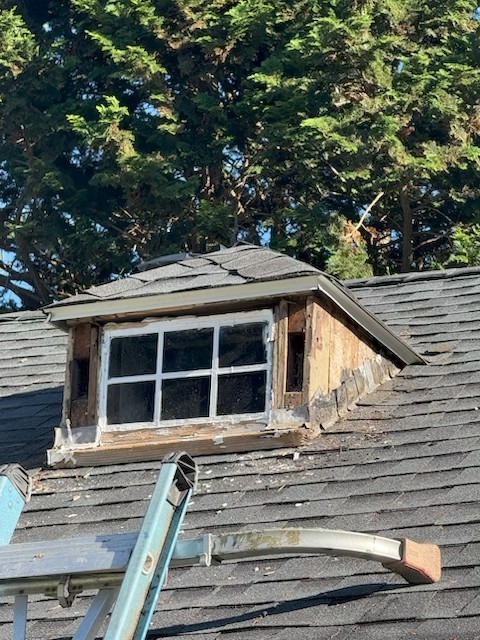 cobbbros's tweet image. Removed deteriorated window trim and installed new properly sealed trim around this window. The update improves weather resistance, longevity, and overall curb appeal. #exterior #homeimprovement