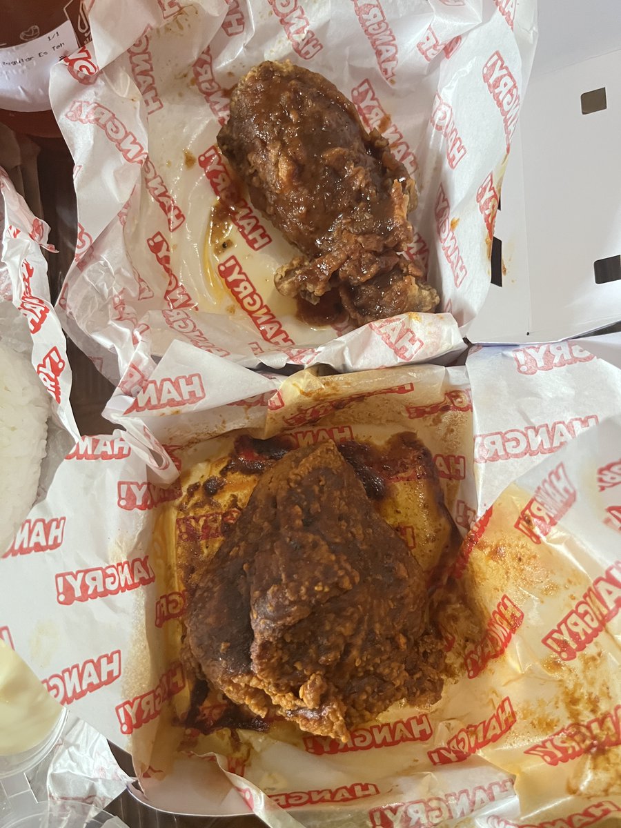 Ga mood makan dessert ❌
Ga mood makan Hot Side Story? YES ✅