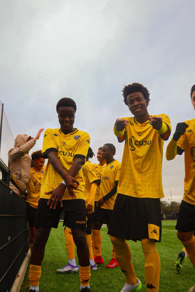 𝐀𝐀𝐒 𝐒𝐚𝐫𝐜𝐞𝐥𝐥𝐞𝐬 tweet media