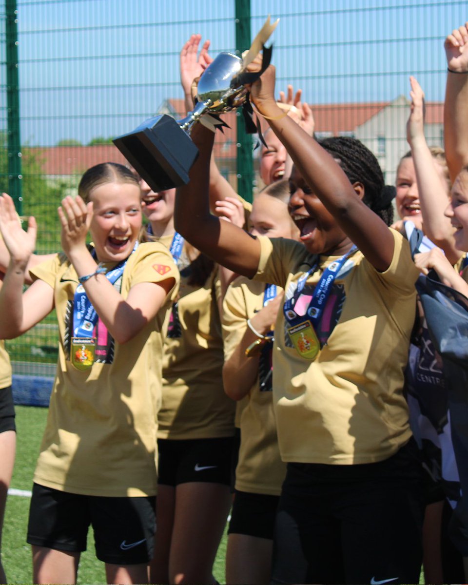 TeamFeePay tweet media