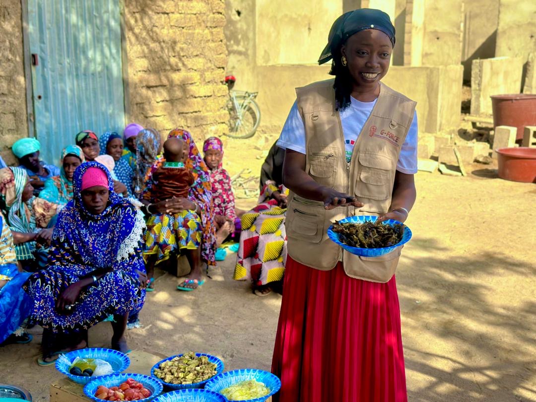 WFP_Mali's tweet photo. 🇲🇱Fighting malnutrition means action &amp; education on the ground.

4 villages in Tamani united with @WFP support:
🍲Cooking demos 
🩺Screenings  
🗣️&amp; vital talks 

These actions have a direct impact: they prevent malnutrition before it becomes critical🤝

Thank you : 🇺🇸 🇸🇪 🇸🇮 🇨🇦 🇫🇷 https://t.co/VLXaDxnjSU