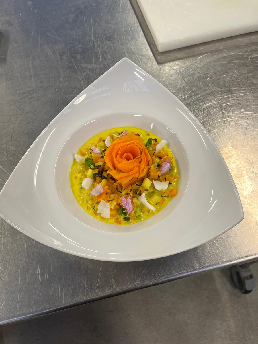 proviseur du lycee Auffray tweet media