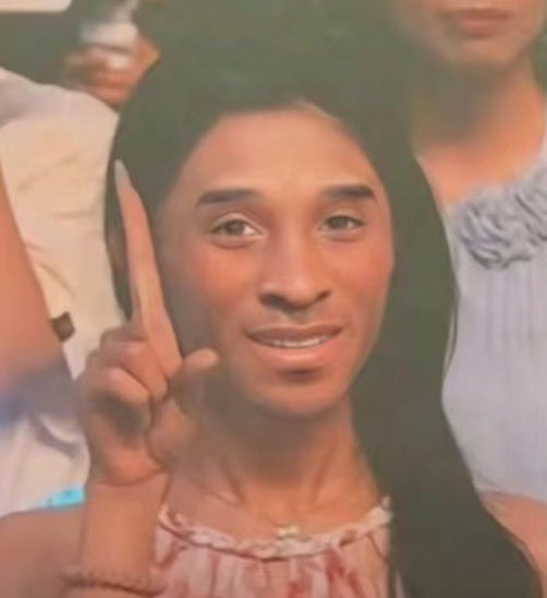 快过年了 有人无缘无故给我送个手机当新年礼物吗🤡