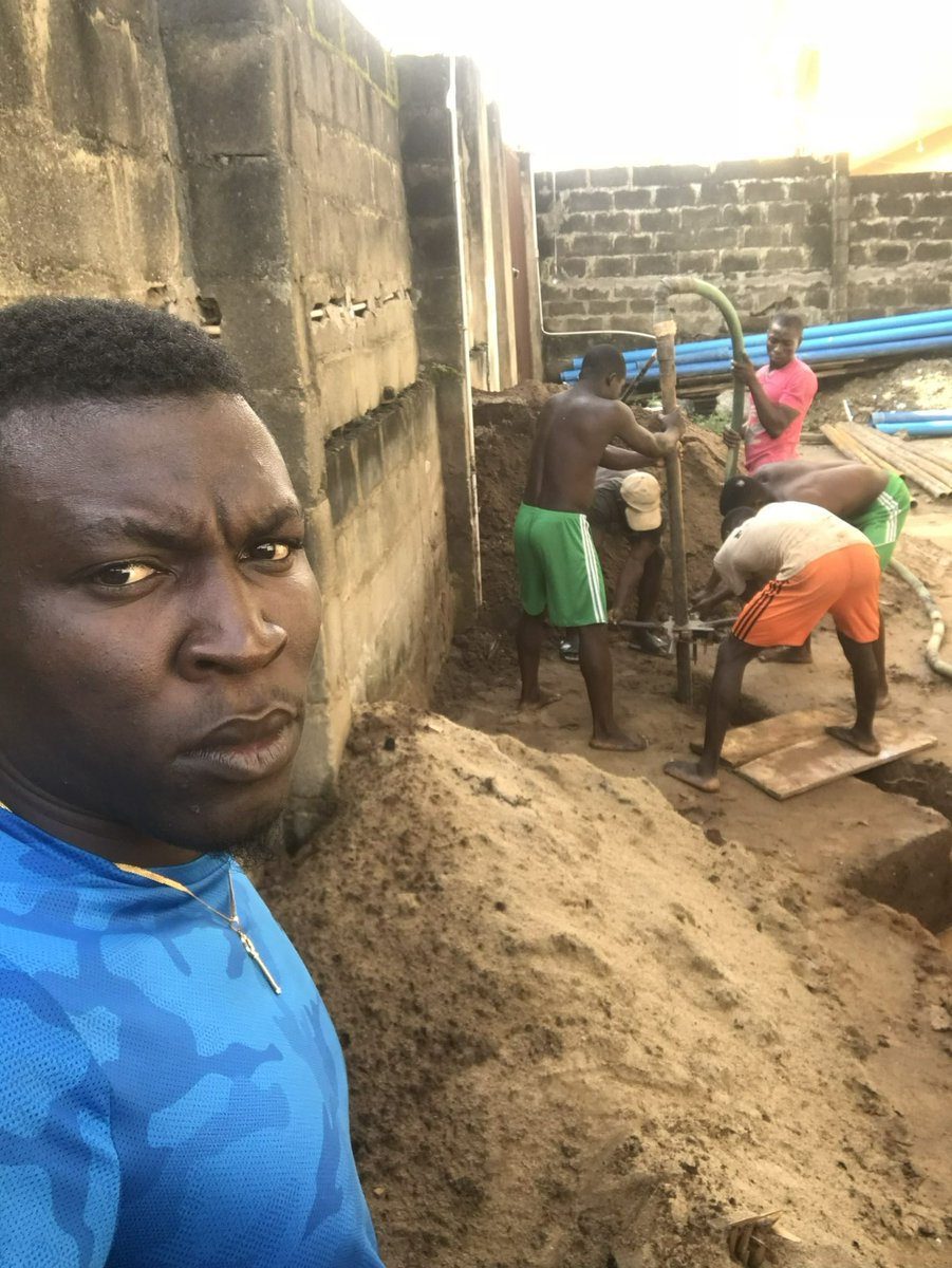 That was my breakthrough year. I started earning ₦50k as a stipend, after spending my life savings (₦250k) on an Organo Gold coffee business that didn't take off, this was right after my ₦25k a month mining engineer job in Ilorin.

2016 was very good to me. My sister, her