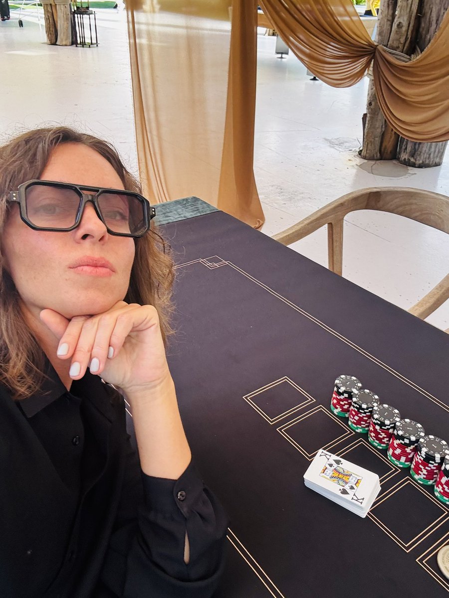 Gm fam

Recently, I’ve been organising private poker cash games in Barcelona 

Let’s play?)