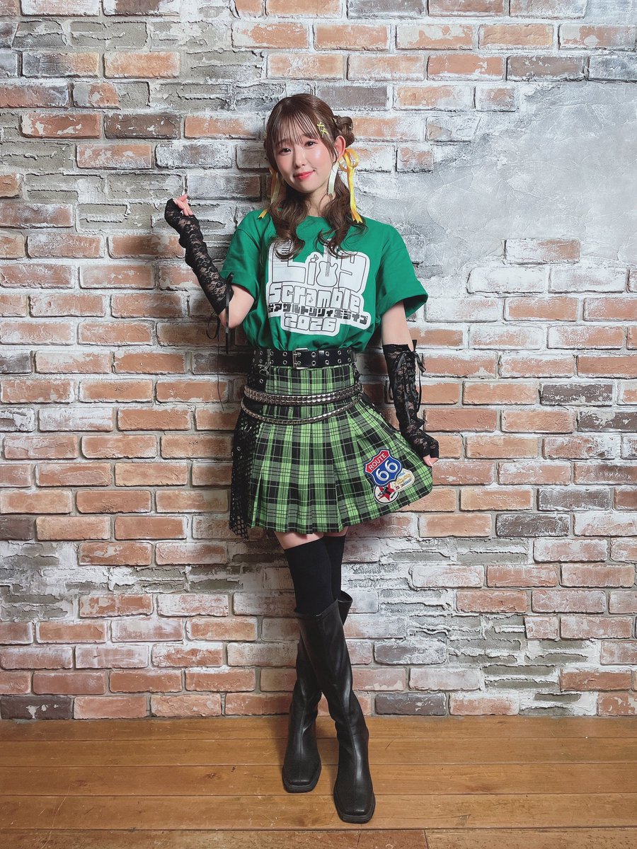 kuma_Seri's tweet image. 3月に行われる
舞台アサルトリリィ生演奏バンドライブ
『Lily Scramble!!!!』の撮影でした！

とっても可愛くしてもらったよ〜💚💛
#舞台アサルトリリィ