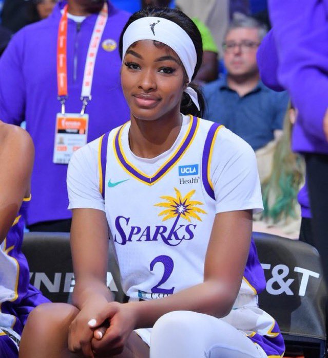 Elladeyforyou's tweet image. ✨